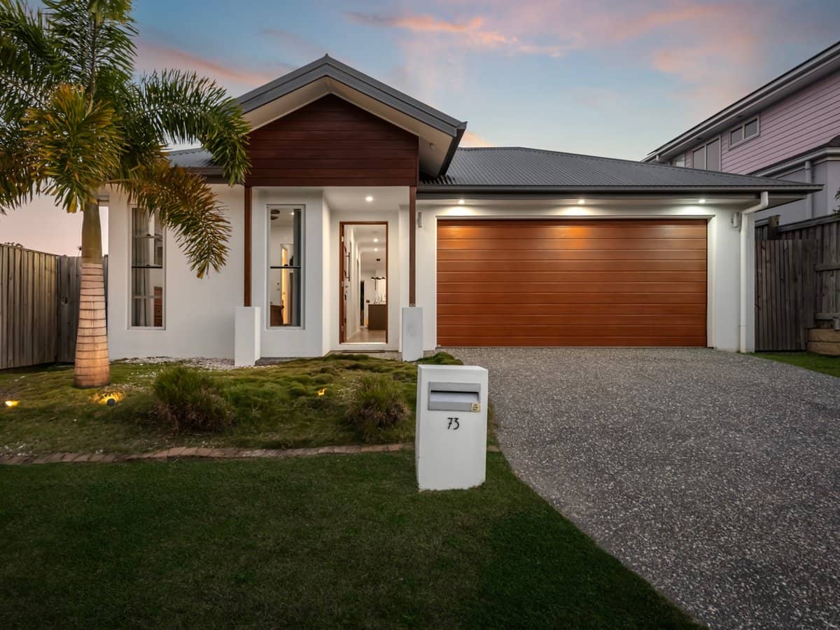 73 Girtin Circuit, PIMPAMA - Thumbnail 1