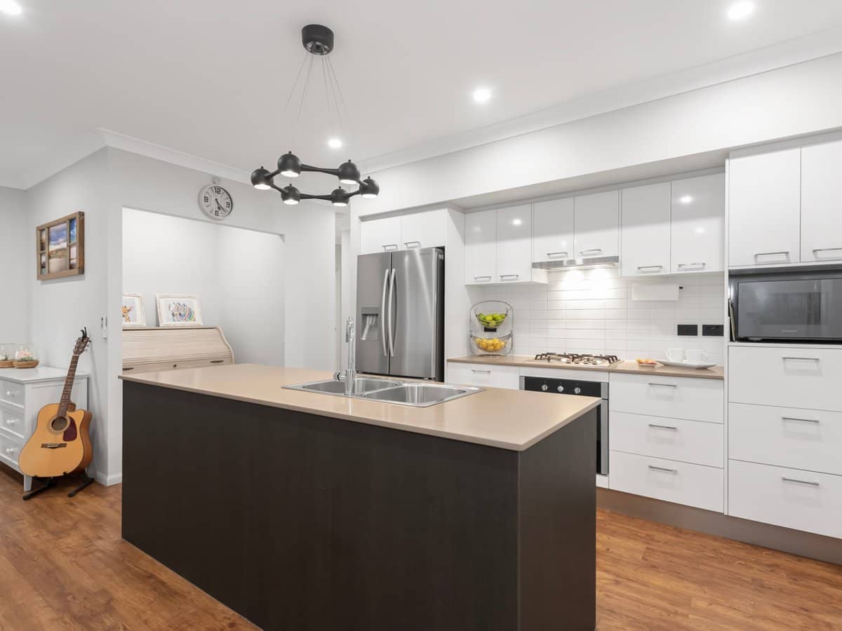 73 Girtin Circuit, PIMPAMA - Thumbnail 3