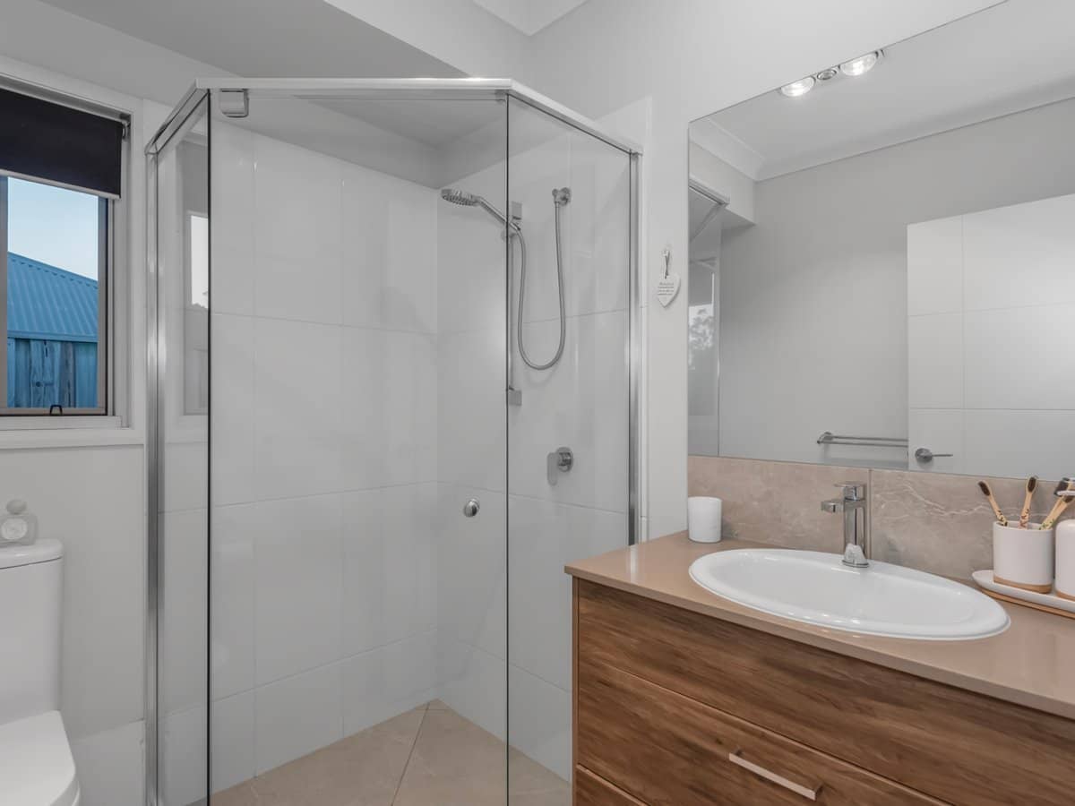 73 Girtin Circuit, PIMPAMA - Thumbnail 9