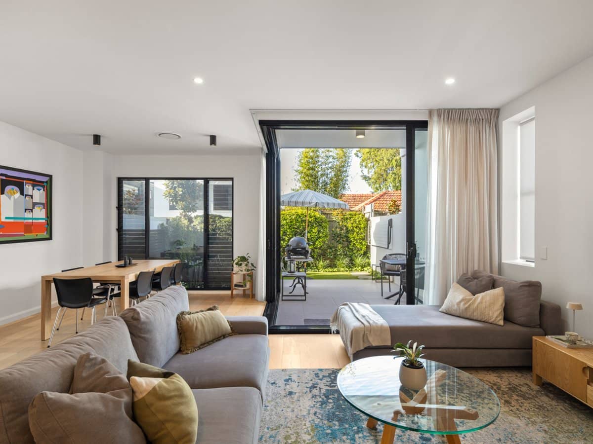 33 Oxford Terrace, TARINGA - Thumbnail 5