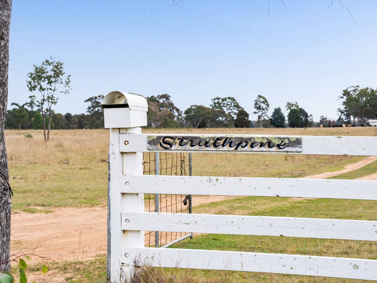 'Strathpine' 155 Burnett Road, TUMMAVILLE - Thumbnail 1