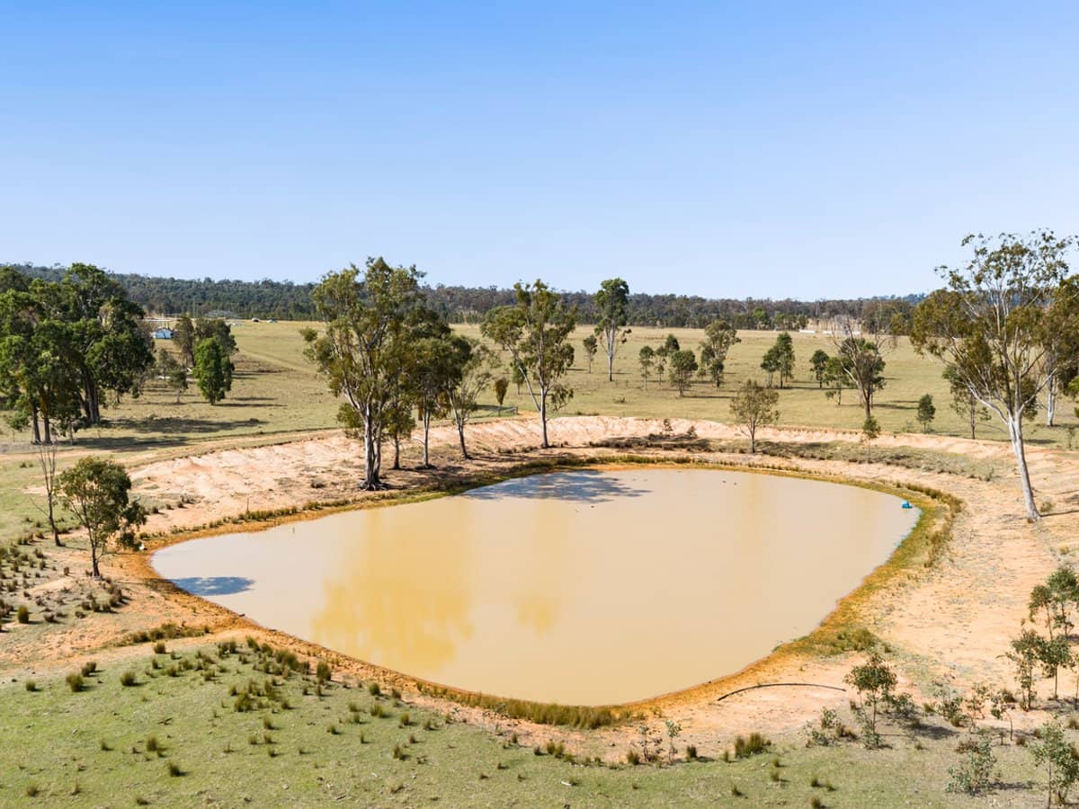 'Strathpine' 155 Burnett Road, TUMMAVILLE - Thumbnail 9