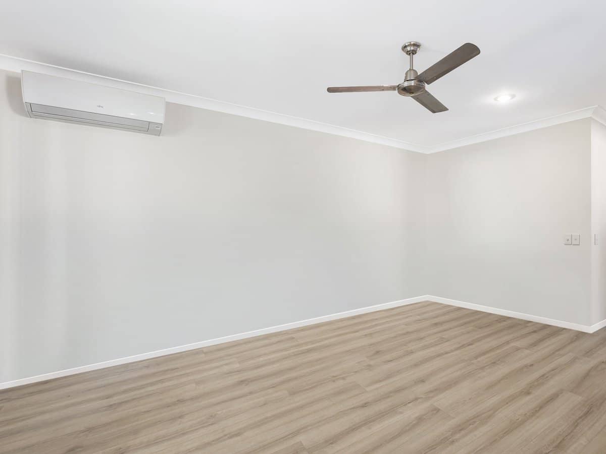 90 Webster Road, DECEPTION BAY - Thumbnail 4