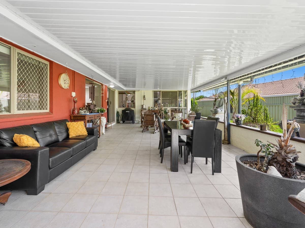 9 Cresthaven Drive, MORAYFIELD - Thumbnail 17