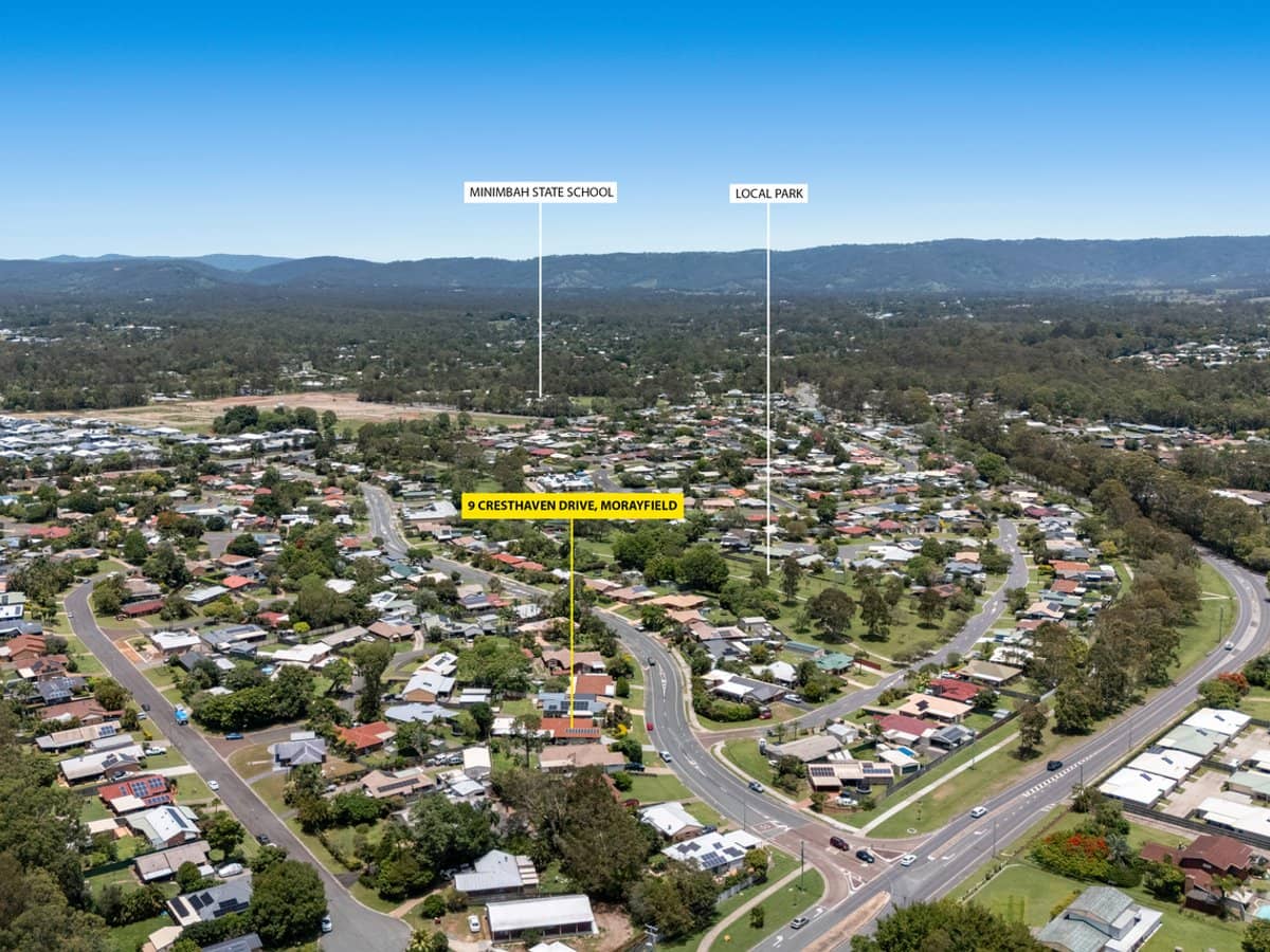 9 Cresthaven Drive, MORAYFIELD - Thumbnail 24