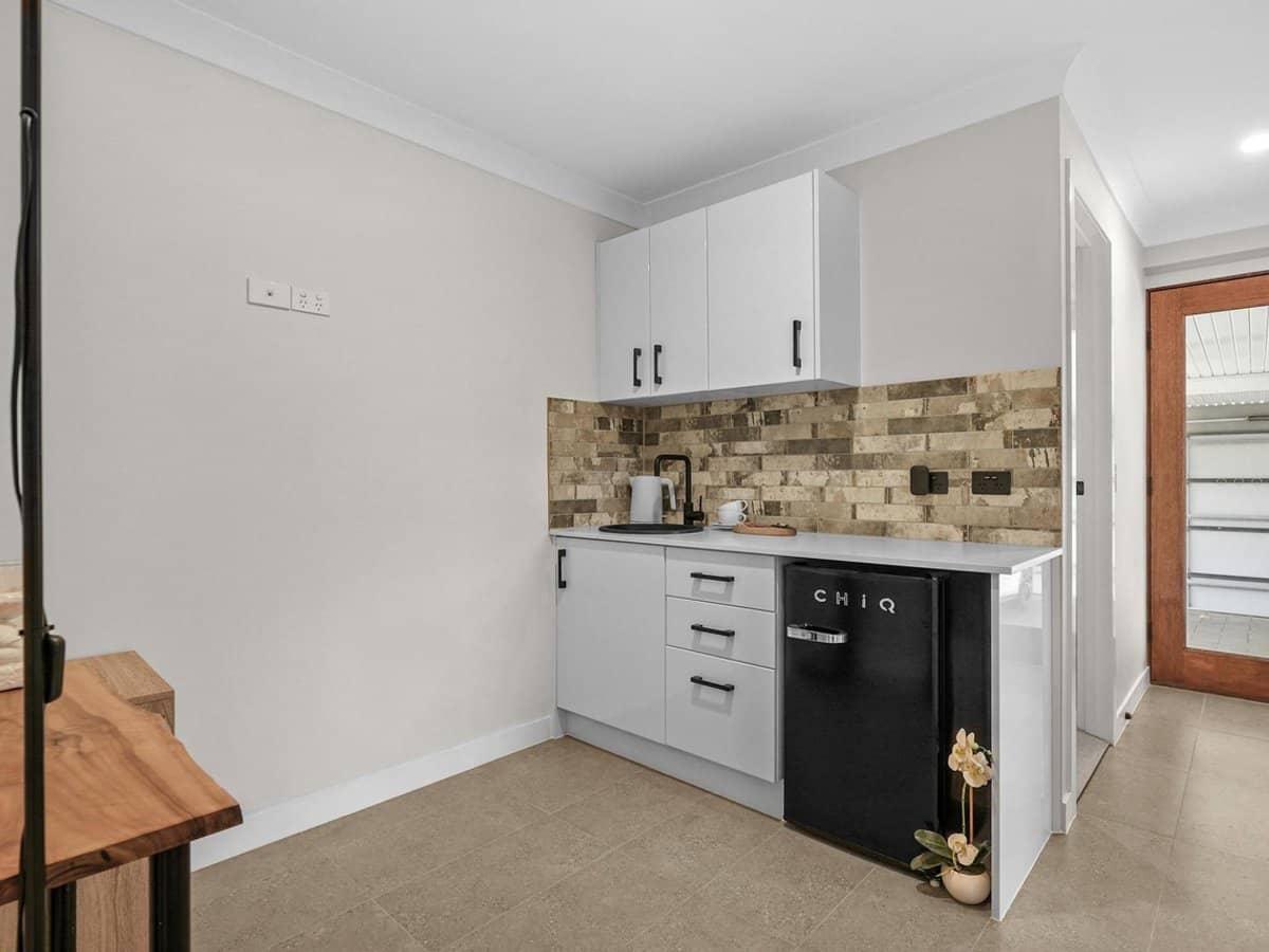 13 Ironbark Street, ELANORA - Thumbnail 22