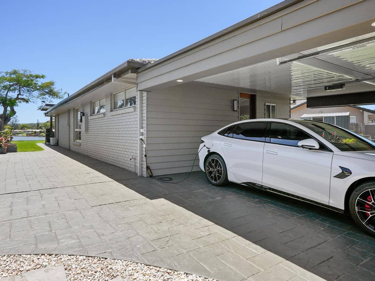 13 Ironbark Street, ELANORA - Thumbnail 26