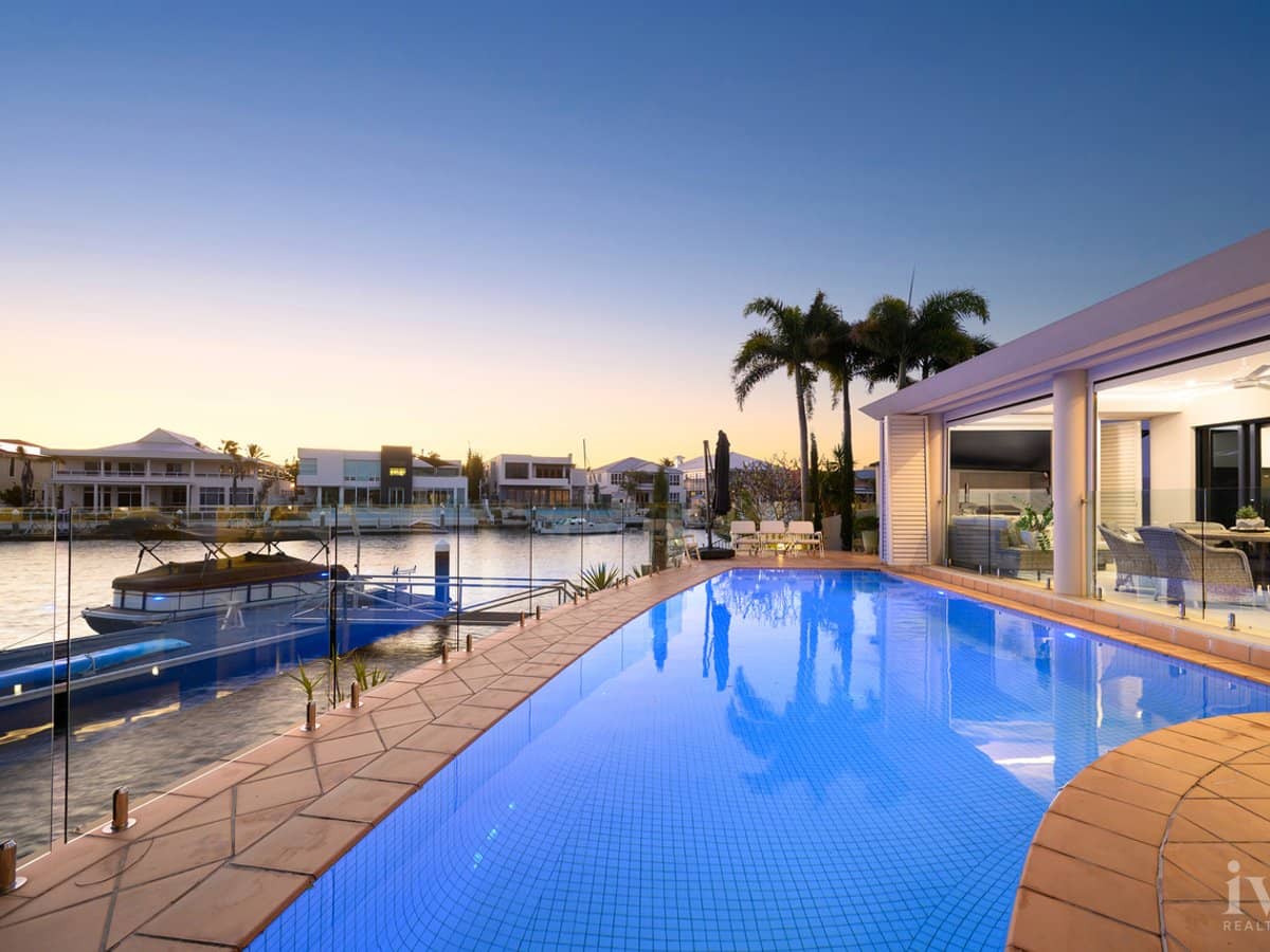 33 The Peninsula, Sovereign Islands - Thumbnail 5