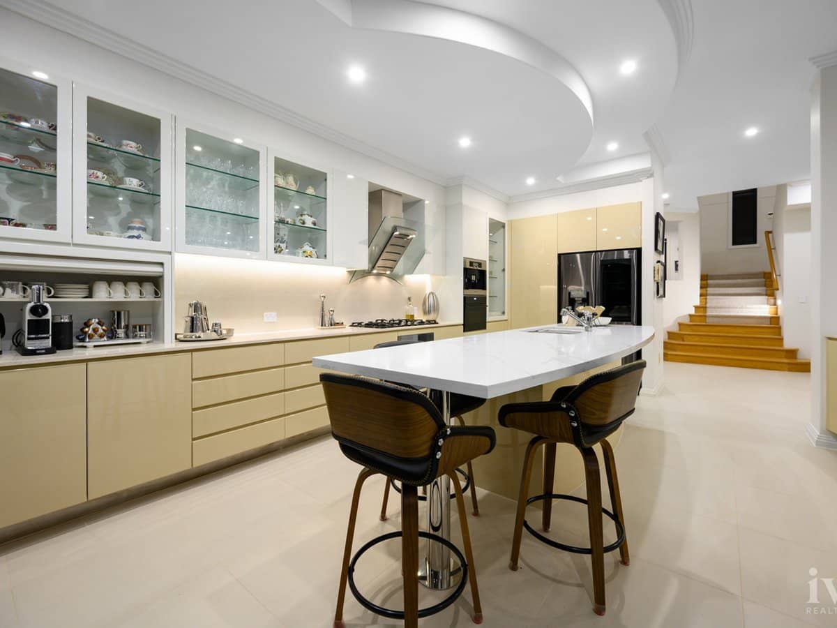 33 The Peninsula, Sovereign Islands - Thumbnail 6