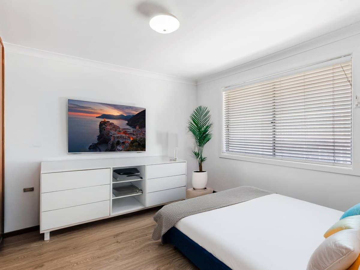 2/70 Mclean Street, COOLANGATTA - Thumbnail 6