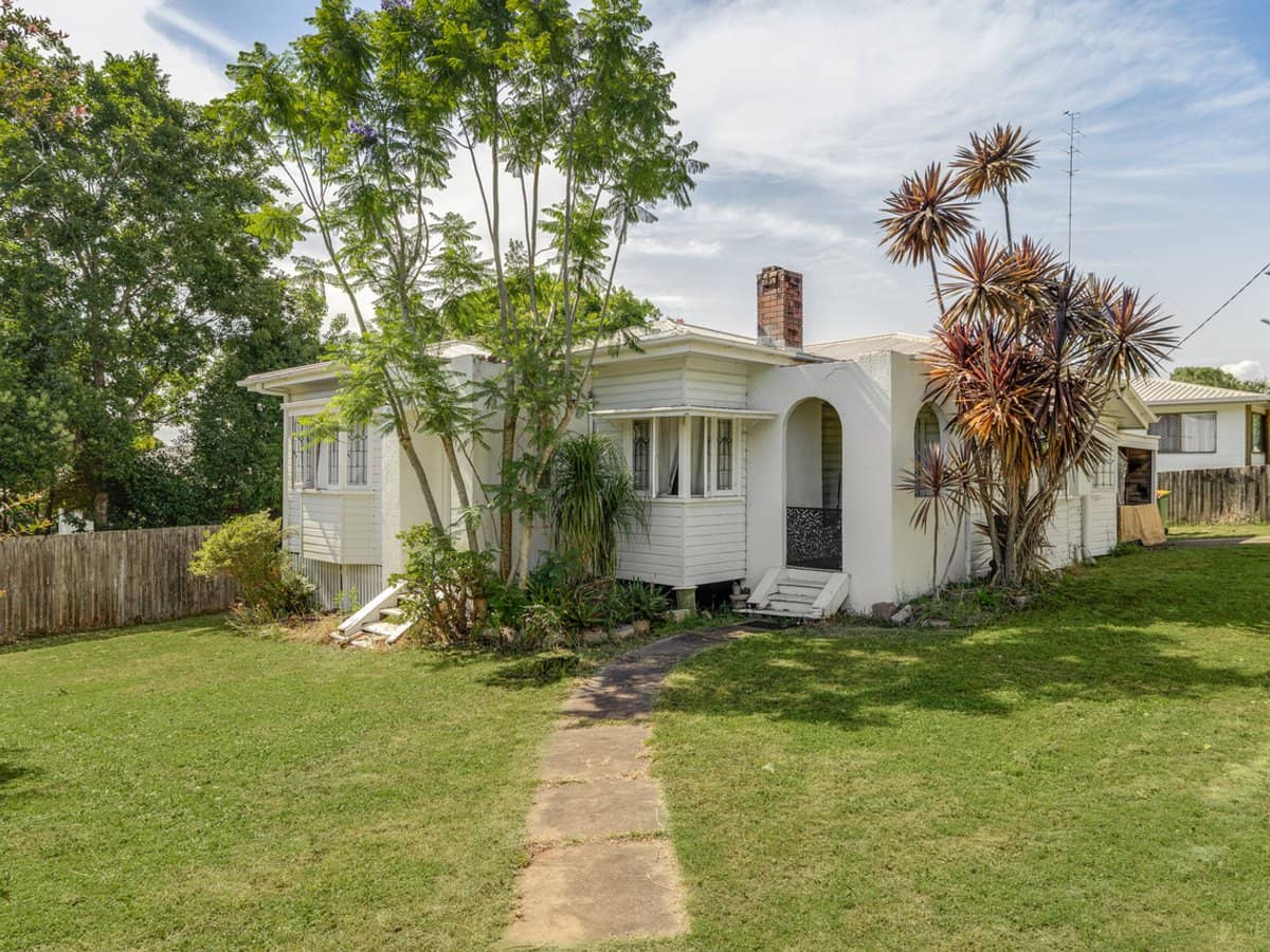 91 Ruthven Street, HARLAXTON - Thumbnail 1