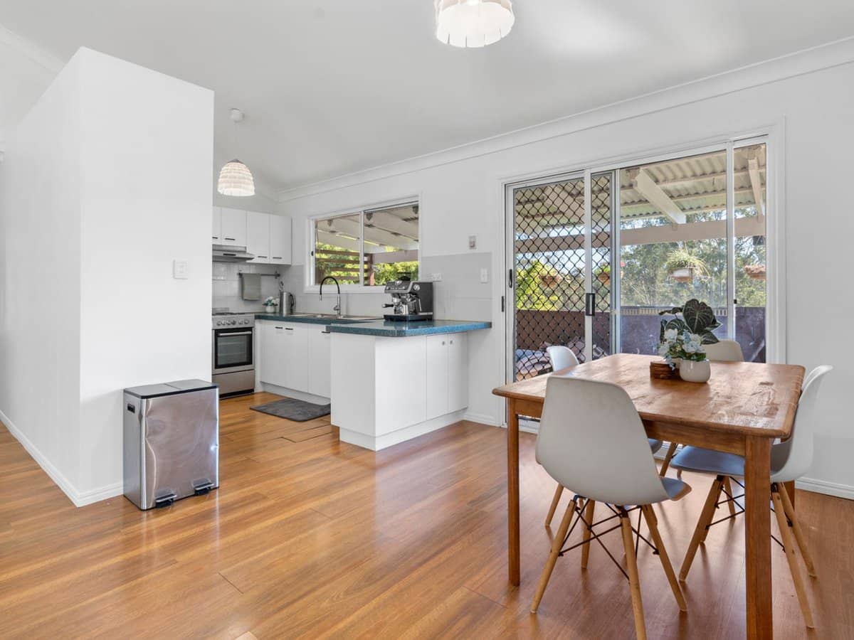 1 Lakeside Court, Beaudesert - Thumbnail 5