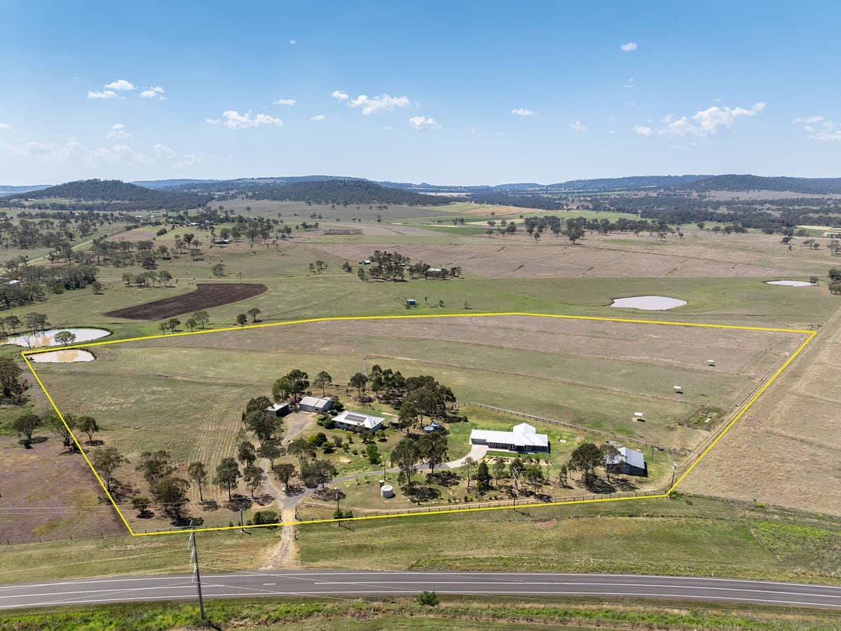 'Karinya' 14149 New England Highway, EAST GREENMOUNT - Thumbnail 4