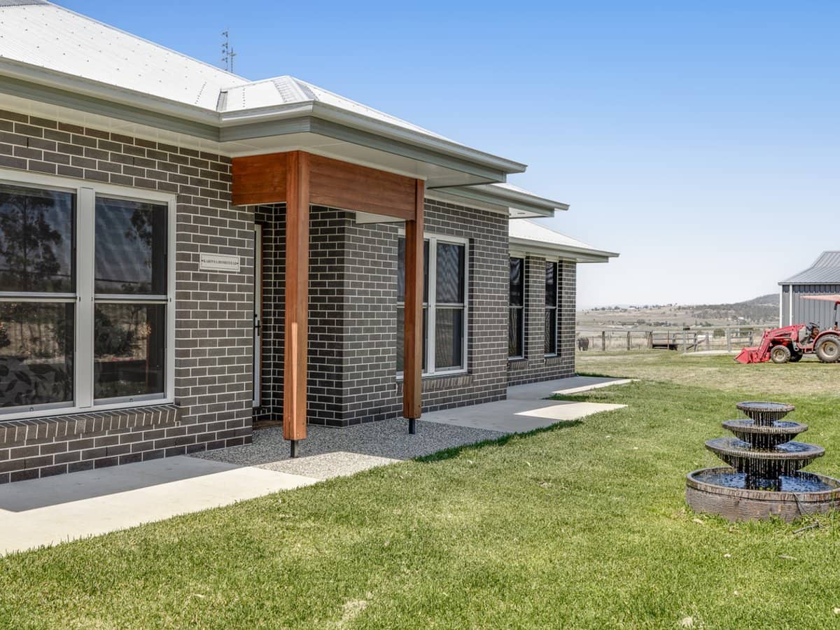 'Karinya' 14149 New England Highway, EAST GREENMOUNT - Thumbnail 9