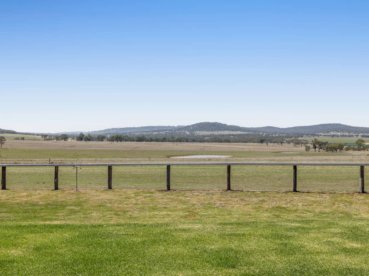 'Karinya' 14149 New England Highway, EAST GREENMOUNT - Thumbnail 16