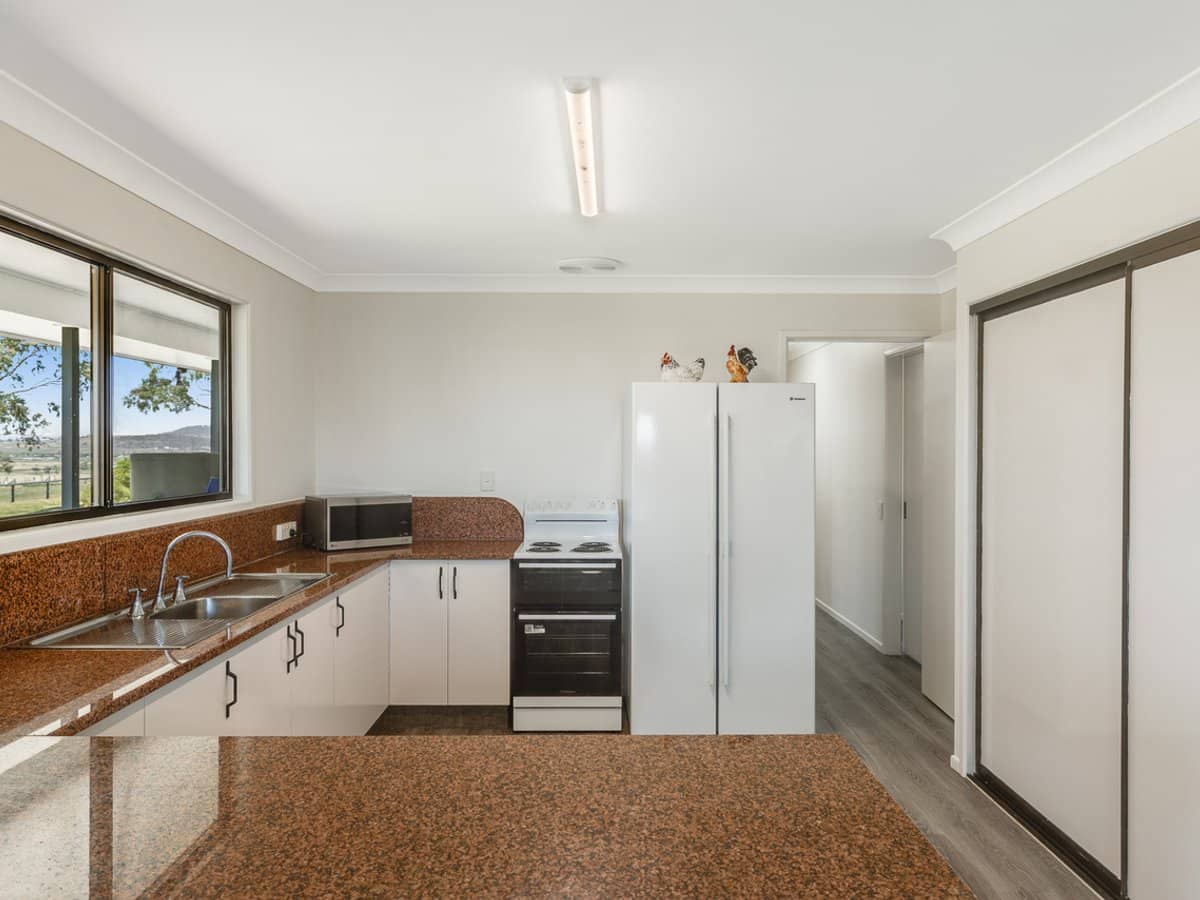 'Karinya' 14149 New England Highway, EAST GREENMOUNT - Thumbnail 26