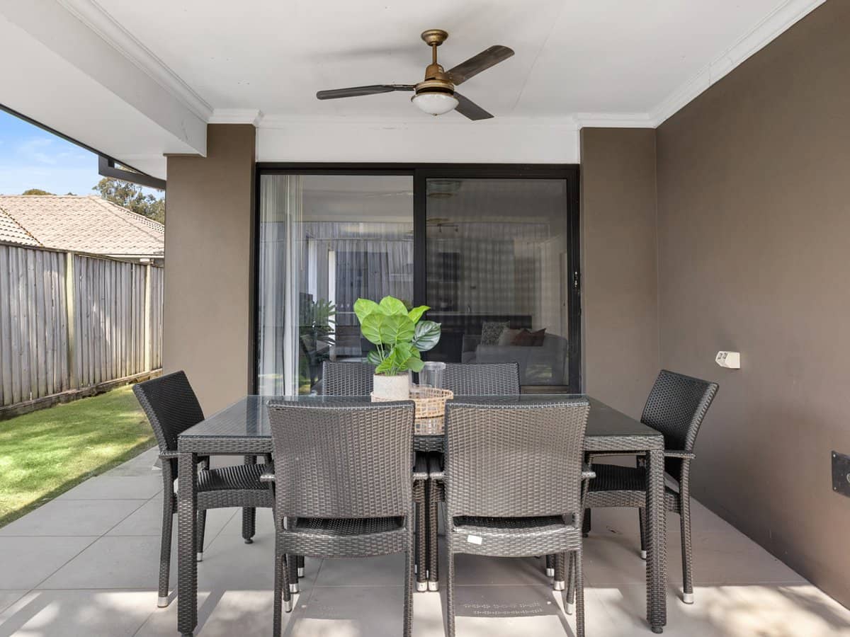 17 Serendipita Street, BRIDGEMAN DOWNS - Thumbnail 18