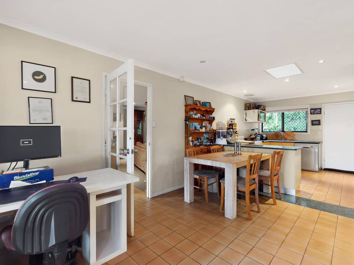 19 Kilcolman Street, THE GAP - Thumbnail 3