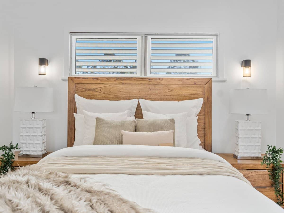 11 Megalong Street, Holland Park West - Thumbnail 10