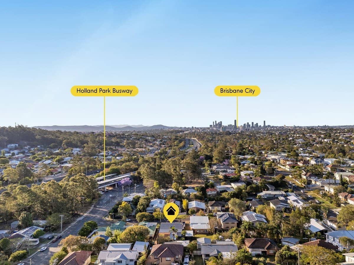 11 Megalong Street, Holland Park West - Thumbnail 24