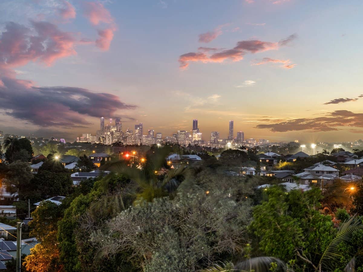 266 Edinburgh Castle Road, WAVELL HEIGHTS - Thumbnail 1