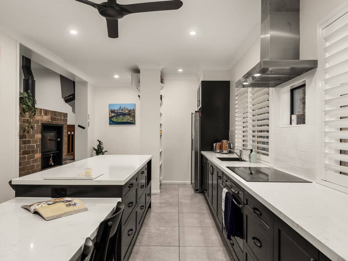 266 Edinburgh Castle Road, WAVELL HEIGHTS - Thumbnail 6