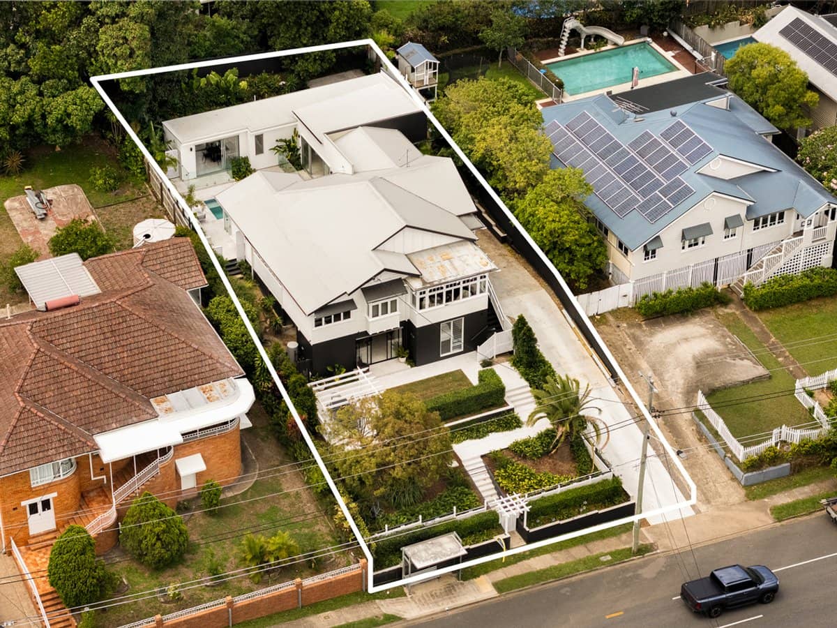 57 Days Road, GRANGE - Thumbnail 4