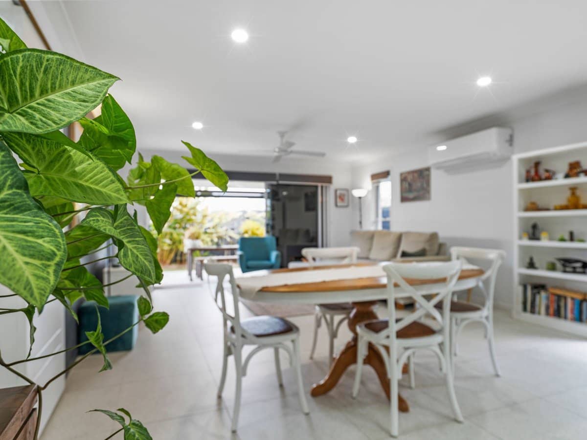 10 Octagonal Crescent, Beaudesert - Thumbnail 7