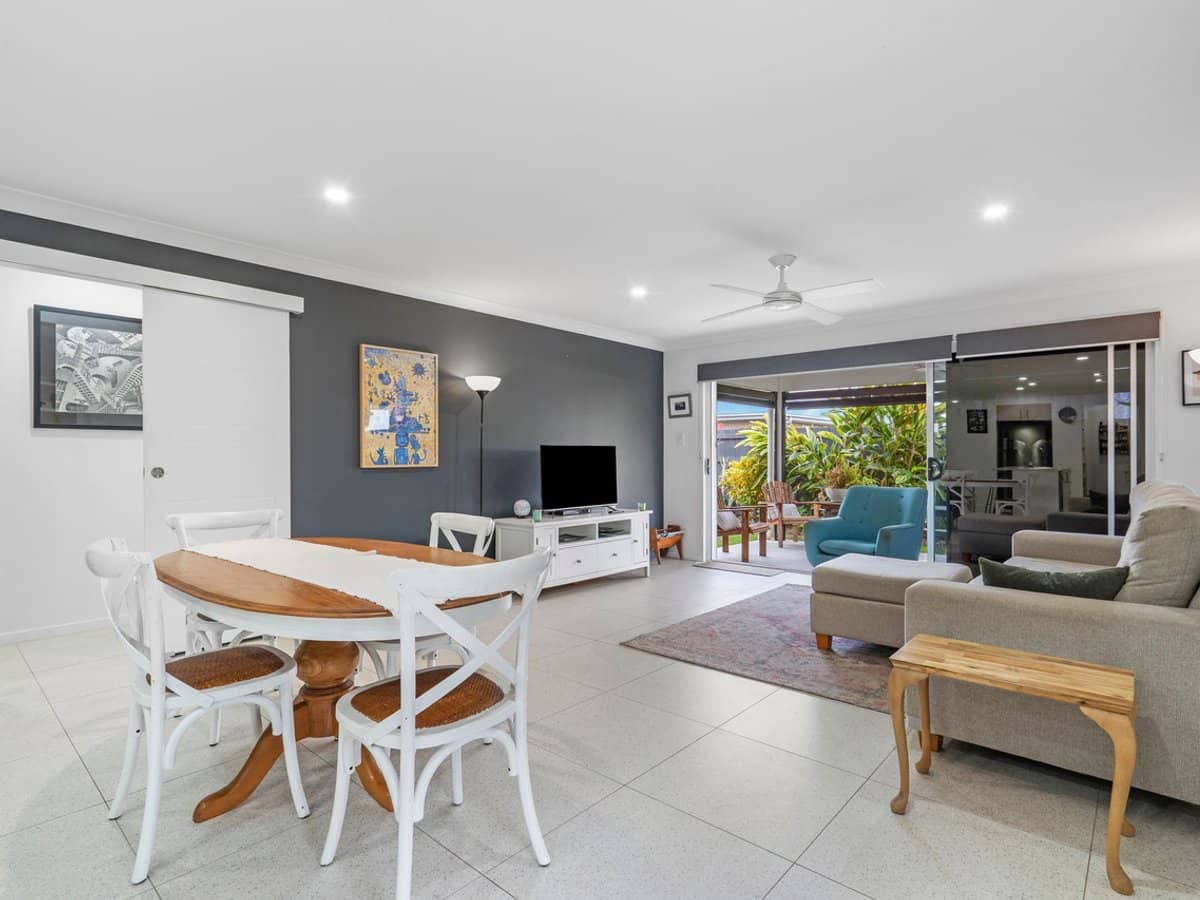 10 Octagonal Crescent, Beaudesert - Thumbnail 9