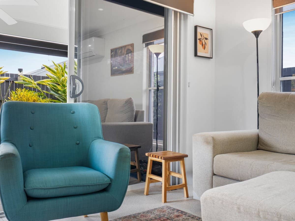 10 Octagonal Crescent, Beaudesert - Thumbnail 10