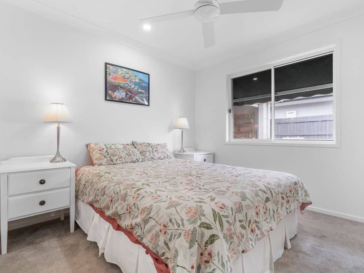 10 Octagonal Crescent, Beaudesert - Thumbnail 13