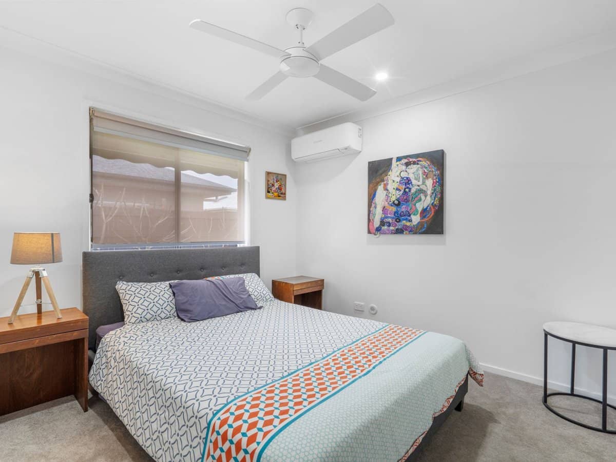 10 Octagonal Crescent, Beaudesert - Thumbnail 14