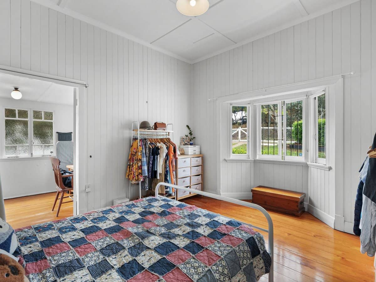 16 Cecil Road, Bardon - Thumbnail 5