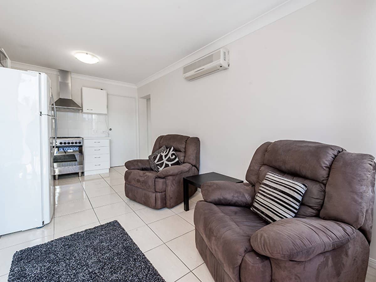 9 Hayward Street, PADDINGTON - Thumbnail 2