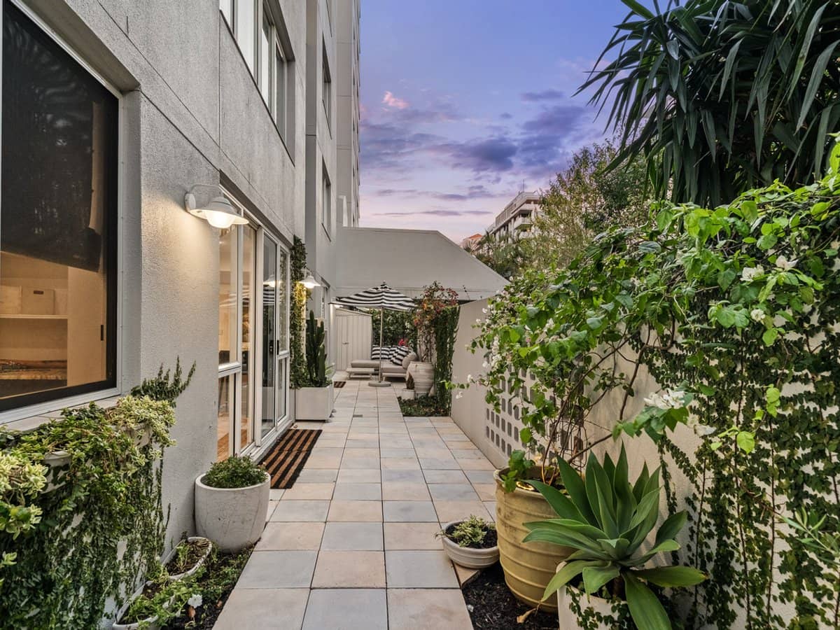 57 Lambert Street, KANGAROO POINT - Thumbnail 4