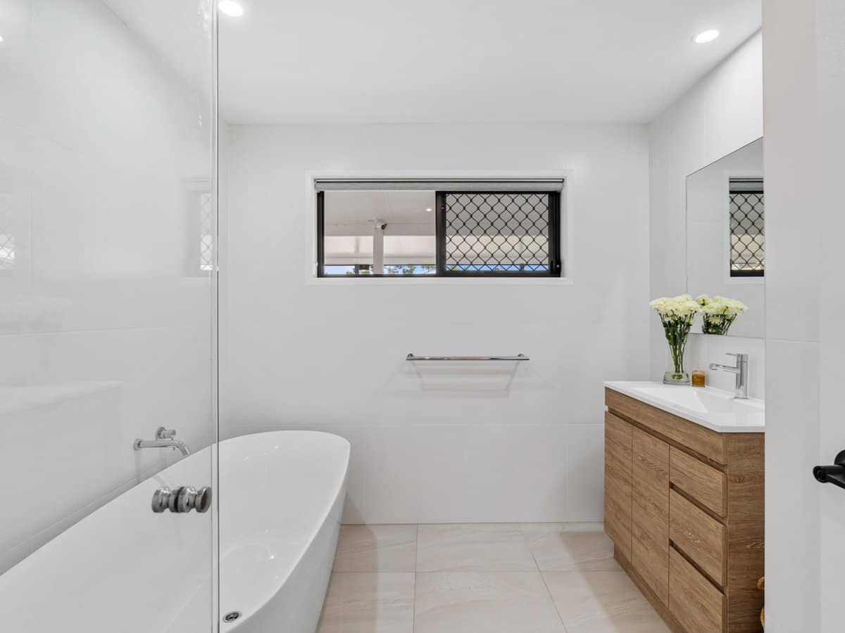 169 Postle Street, MOUNT RASCAL - Thumbnail 9