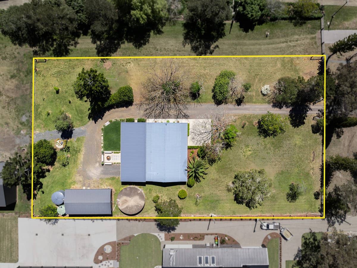 169 Postle Street, MOUNT RASCAL - Thumbnail 21