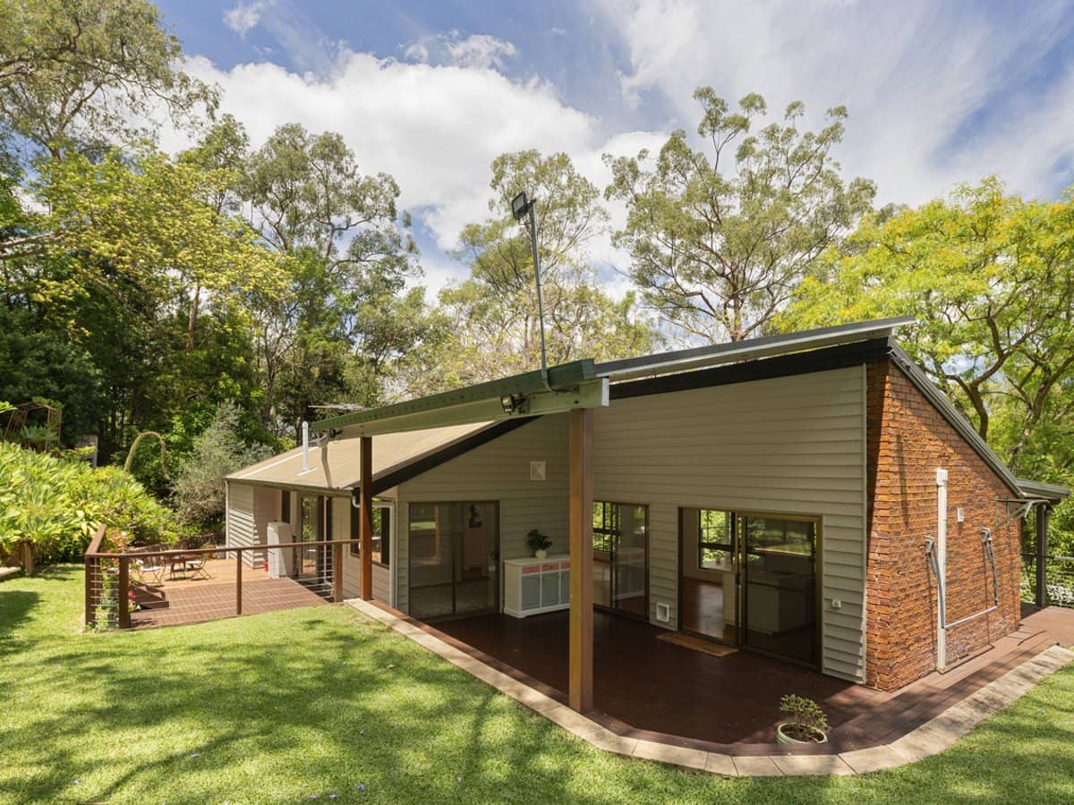 27 Lytham Street, INDOOROOPILLY - Thumbnail 1