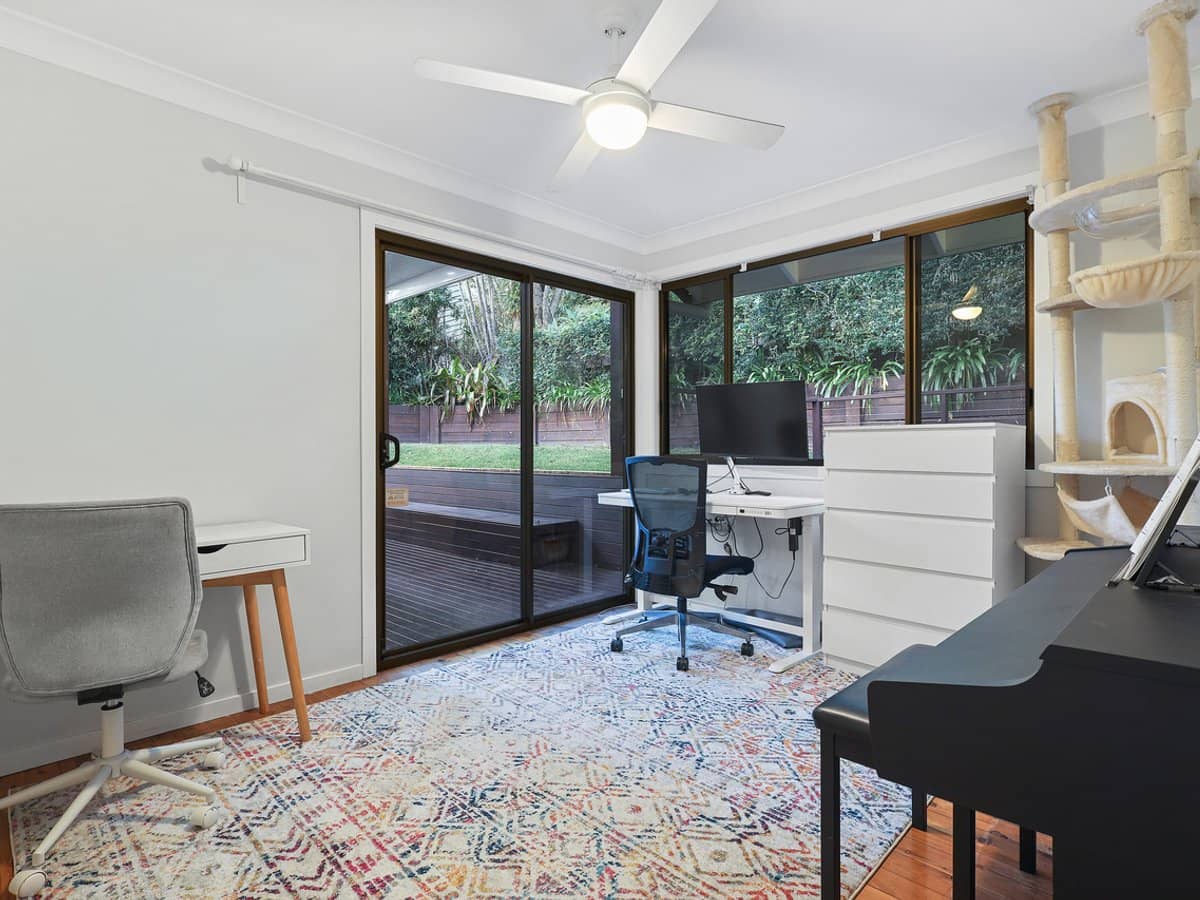 27 Lytham Street, INDOOROOPILLY - Thumbnail 12