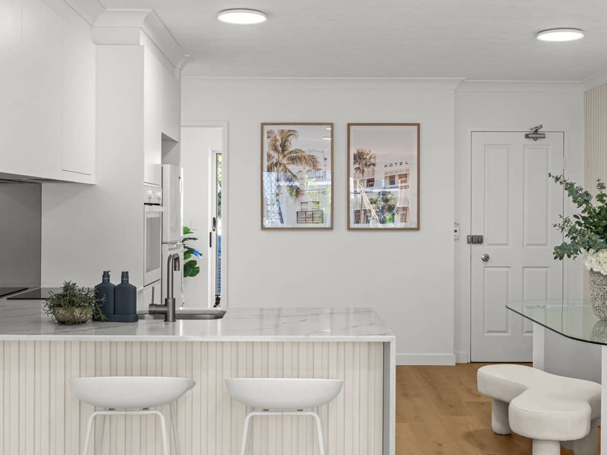 150 Marine Parade, Southport - Thumbnail 2