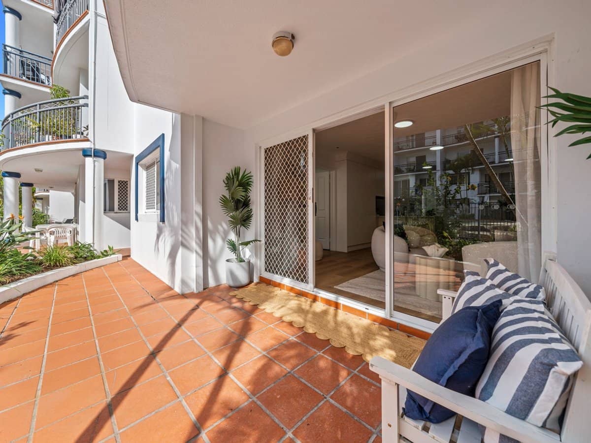 150 Marine Parade, Southport - Thumbnail 4