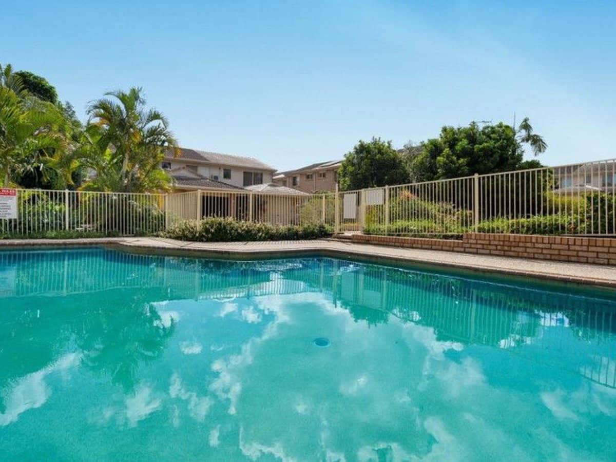 709 Kingston Road, WATERFORD WEST - Thumbnail 2