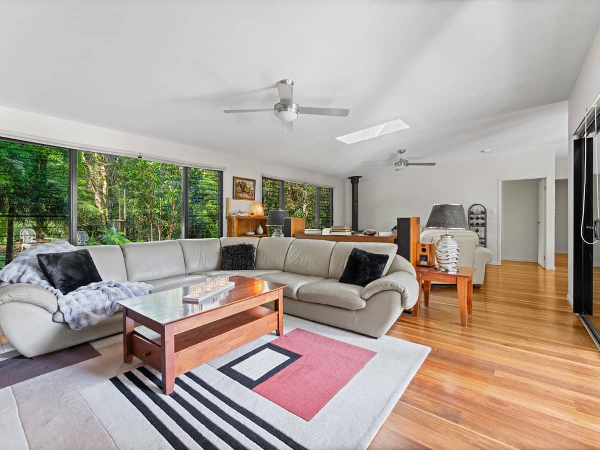 8 Banksia Road, SPRINGBROOK - Thumbnail 21