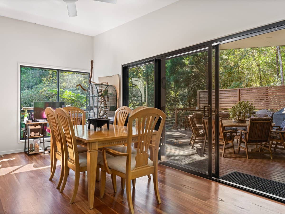 8 Banksia Road, SPRINGBROOK - Thumbnail 24