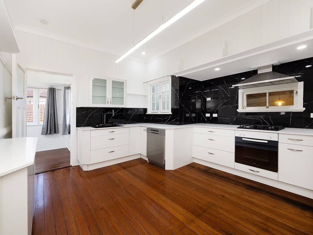 17 Hawken Drive, St Lucia - Thumbnail 2