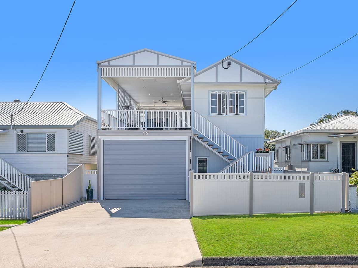 32 Ellen Street, WOODY POINT - Thumbnail 1