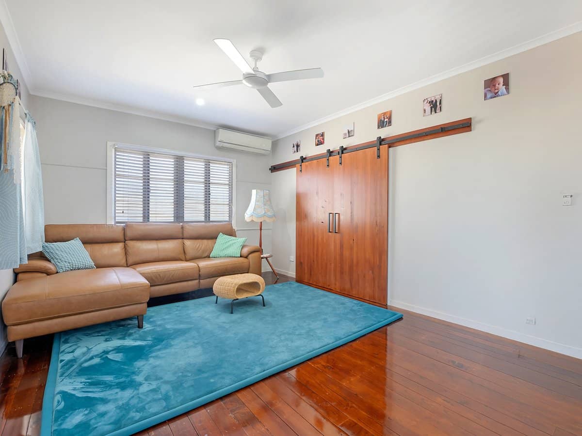 32 Ellen Street, WOODY POINT - Thumbnail 5