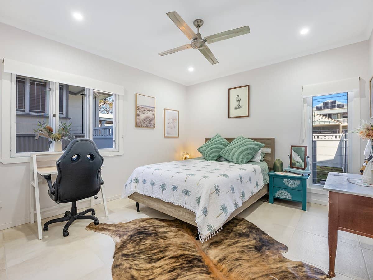 32 Ellen Street, WOODY POINT - Thumbnail 11