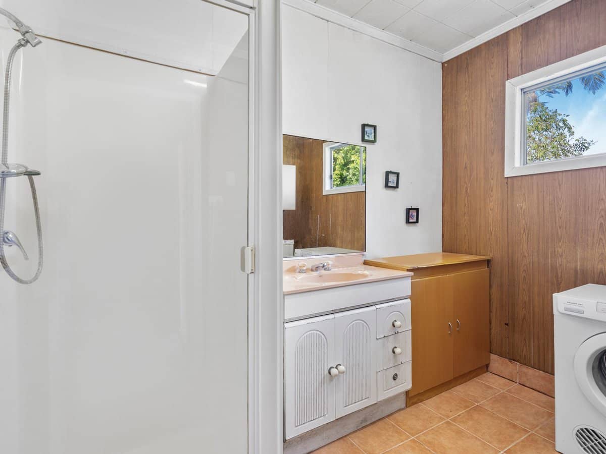 179 Anzac Avenue, Kippa-Ring - Thumbnail 10