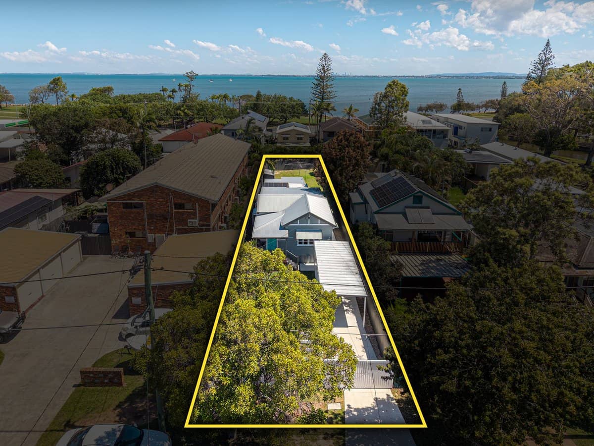 13 Short Street, WOODY POINT - Thumbnail 1